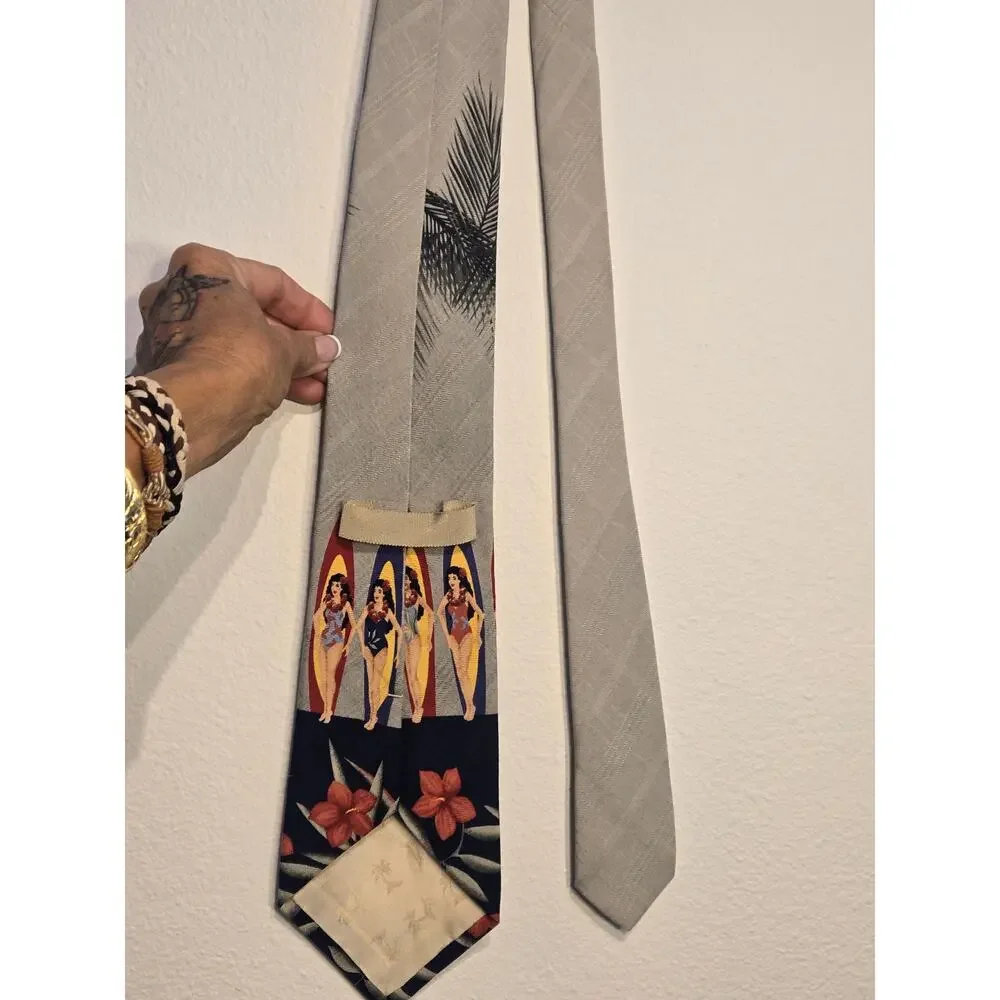 Tommy Bahama 100% Silk Necktie. Tropical Pinup girls and Surfboards